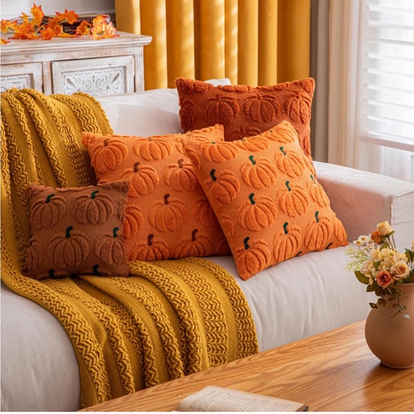 Set of 2 Pumpkin Fall Decorative Throw Pillow Covers 18"x18" - Picture 4 of 5